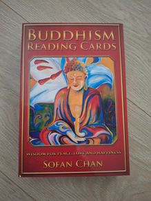 Buddhism reading Oracle cards