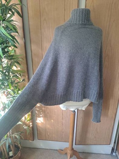 Made in Italy grey cape turtleneck jumper