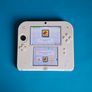 2DS Nintendo w/Games Image 2