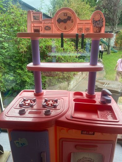 Play kitchen
