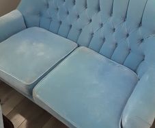 Antique Dutch blue buttoned sofa immaculate with 4 cushions to match