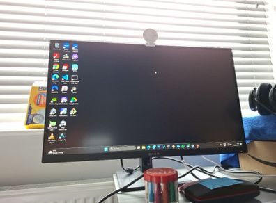 HP omen 27" 180 Hz qhd monitor
