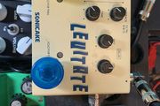 Sonicake levitate delay and reverb pedal