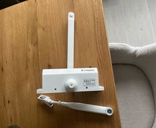 Door closer x 7