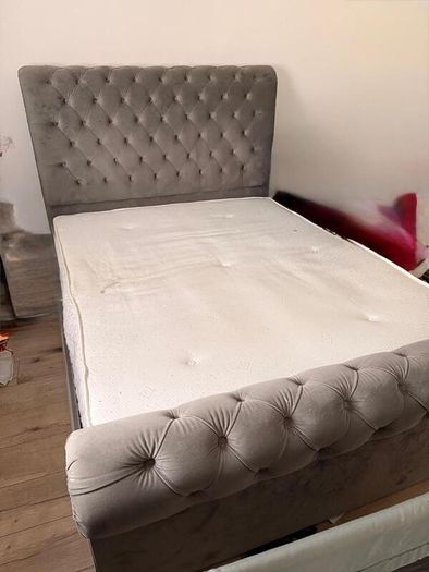Luxury Grey Velvet Chesterfield-Style Bed with mattress
