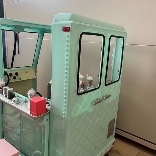 Our Generation Sweet Stop Ice Cream Truck