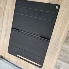Samsung Galaxy Tab S8+/S7+ Book Cover