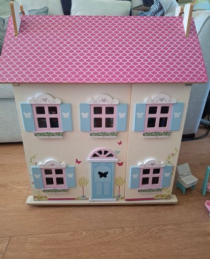 Dolls house