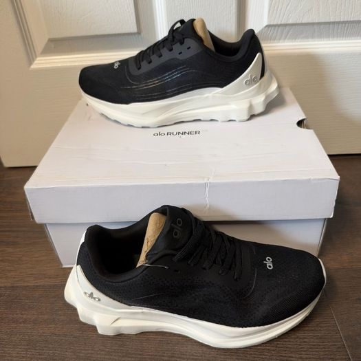 Alo shoes size 6uk