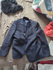 suit: Douglas Hayward; marine blue; top only