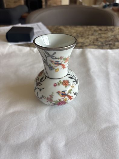 floral vase