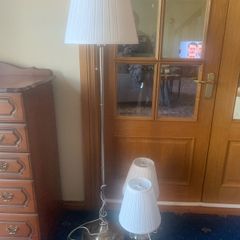 Floor Lamp and 2 table lamps