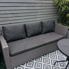 2x garden seats