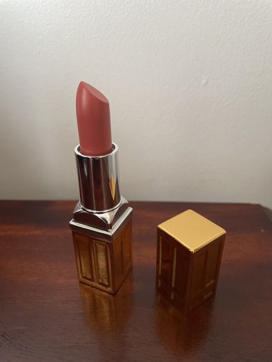 Elizabeth Arden Beautiful Color Moisturising Lipstick in Sweet Pink - New