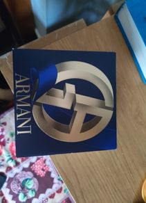 armani box