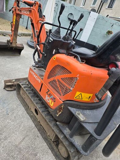 Hitachi Mini Digger Zaxis 10U