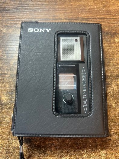 Vintage Sony player TCM-57 faulty