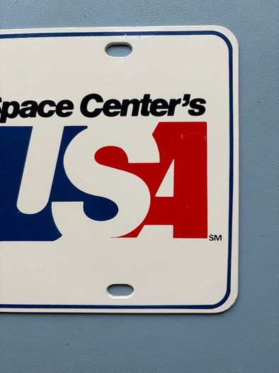Vintage 1984 NASA Kennedy Space Center Space Port USA Plastic License Plate