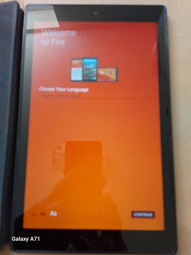 Amazon Fire HD 10 (7th Generation), 32GB, in excellent condition with cover case