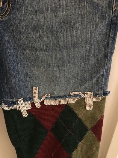 2B funky three quarter length jeans 30 inch waist and full length waist to hem is 31 inches new with tags made in Greece FREE STANDARD POSTAGE INCLUDED