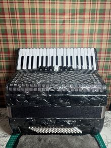 piano accordion Scandalli 96 bass