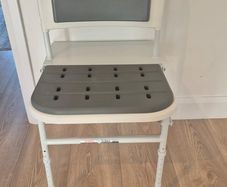 shower seat