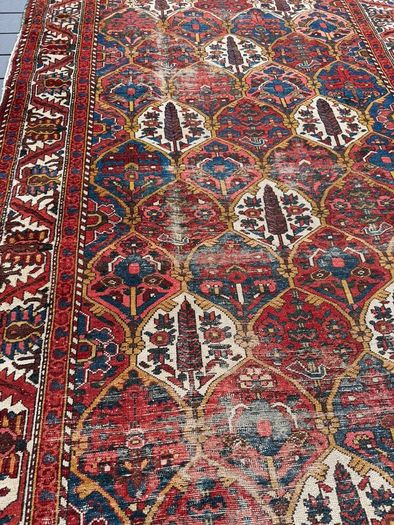 Vintage Persian Bakhtiari Tribal Rug (305 x 165 cm)