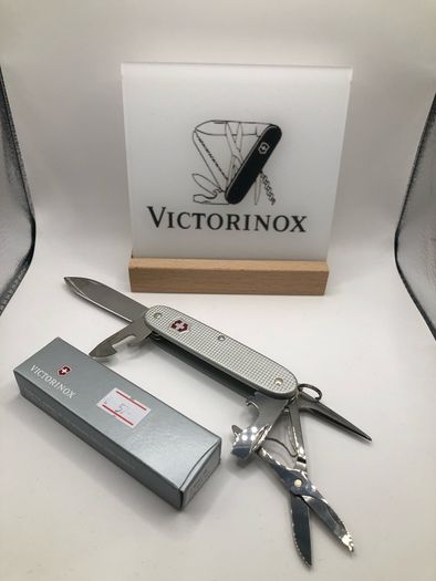 Victorinox Pioneer ALOX X Swiss Army Knife New