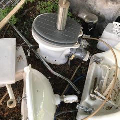 high cistern toilet
