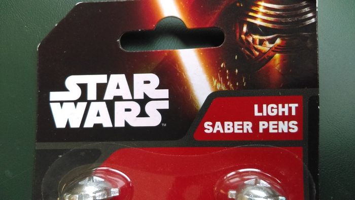 Star Wars Sabre Pens As New