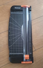 Paper Cutter