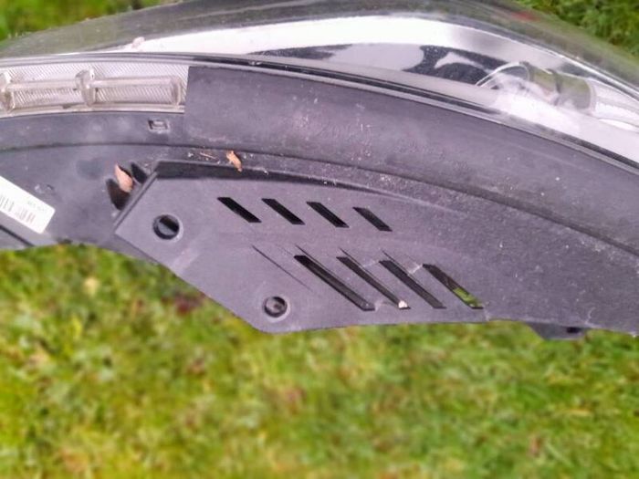 2 Genuine Hyundai i30 Halogen Headlights
