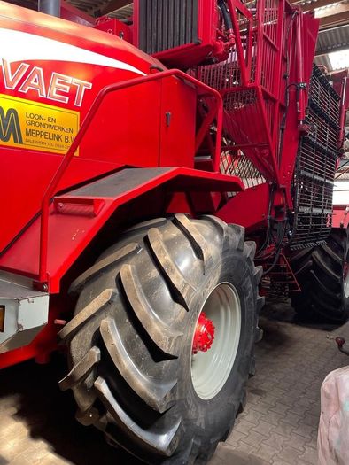 Beet Harvester 2014 Vervaet 617