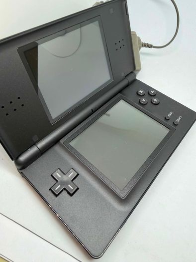 Black Nintendo Ds Lite