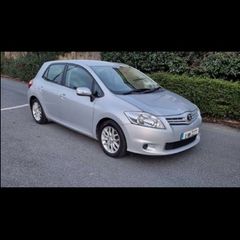 Toyota auris 2012 breaking