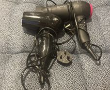 2 used hairdryers Revlon & Boots