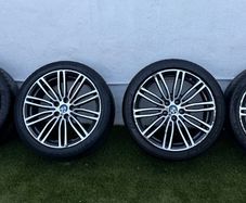 Genuine BMW 19" 664M Alloy wheels