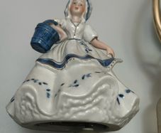 ornament statue