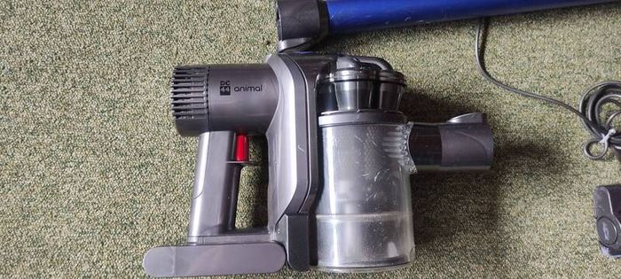 Dyson animal DC44 cordless vacuum cleaner