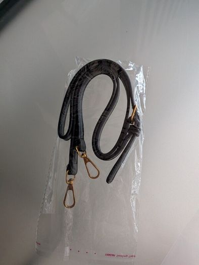 Vovia vegan leather bag