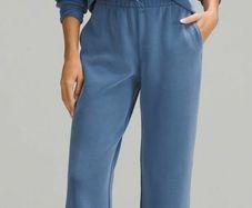 NEW Lululemon Softstreme Bottoms / Wide leg Joggers - Size 10/12