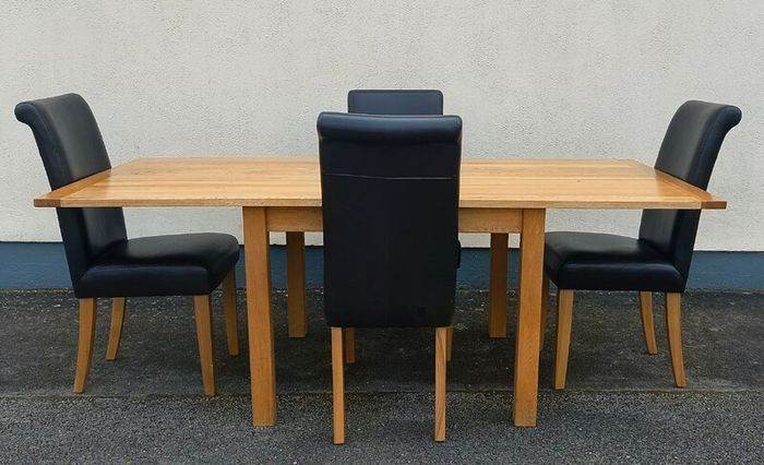 Oak Dining Table and 4 Chairs