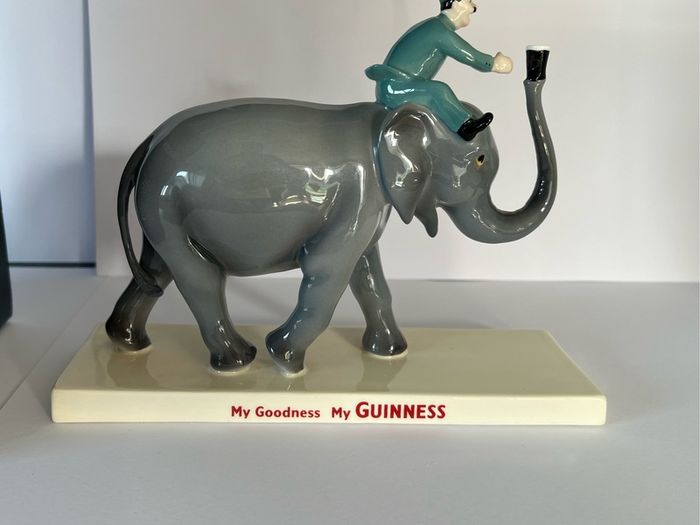 Guinness Coalport limited edition elephant, 424 of 800