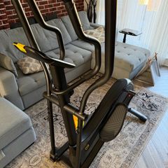 Domyos EL520 Self Powered Cross Trainer Delivery and installation Included to the Price