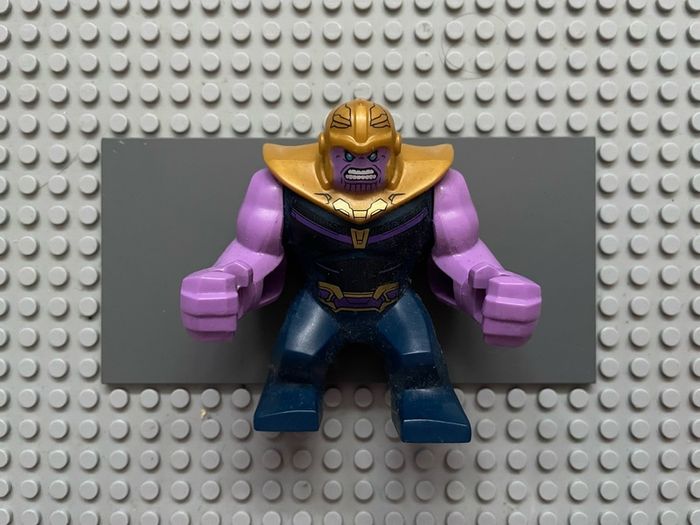lego super heroes sh0504 Thanos minifigure- Large Figure, Dark Blue Outfit, Medium Lavender Arms, Pearl Gold Helmet