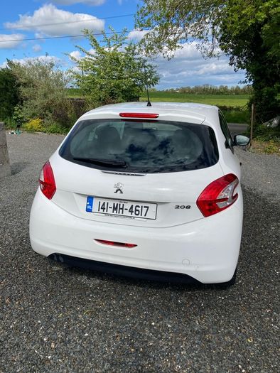 2014 Peugeot 208