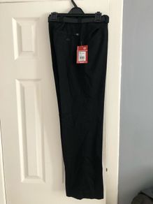 Boys BNWT trousers age 13/14 reduced