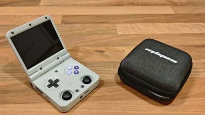 Miyoo-Flip V2 Retro Handheld Game Console