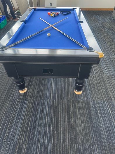Pool table