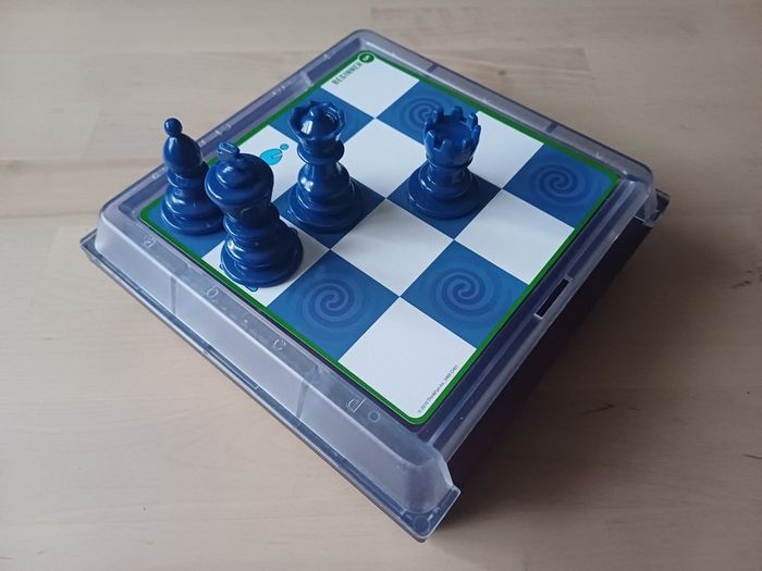 Solitaire Chess Solo Puzzle Strategy Board Game